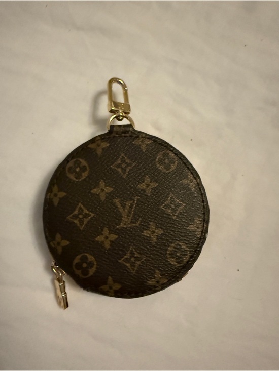Louis Vuitton Handbags - Louis Vuitton Monogram Round Coin Case - Brown with Gold Hardware